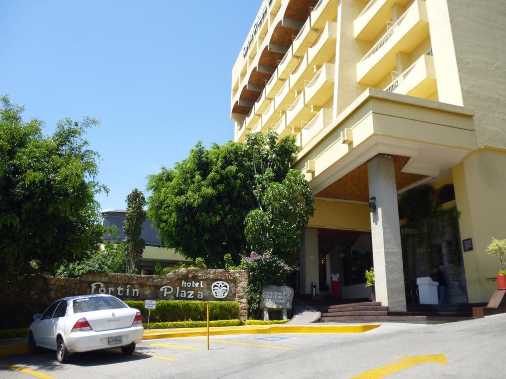 Hotel Fortin Plaza Oaxaca Экстерьер фото