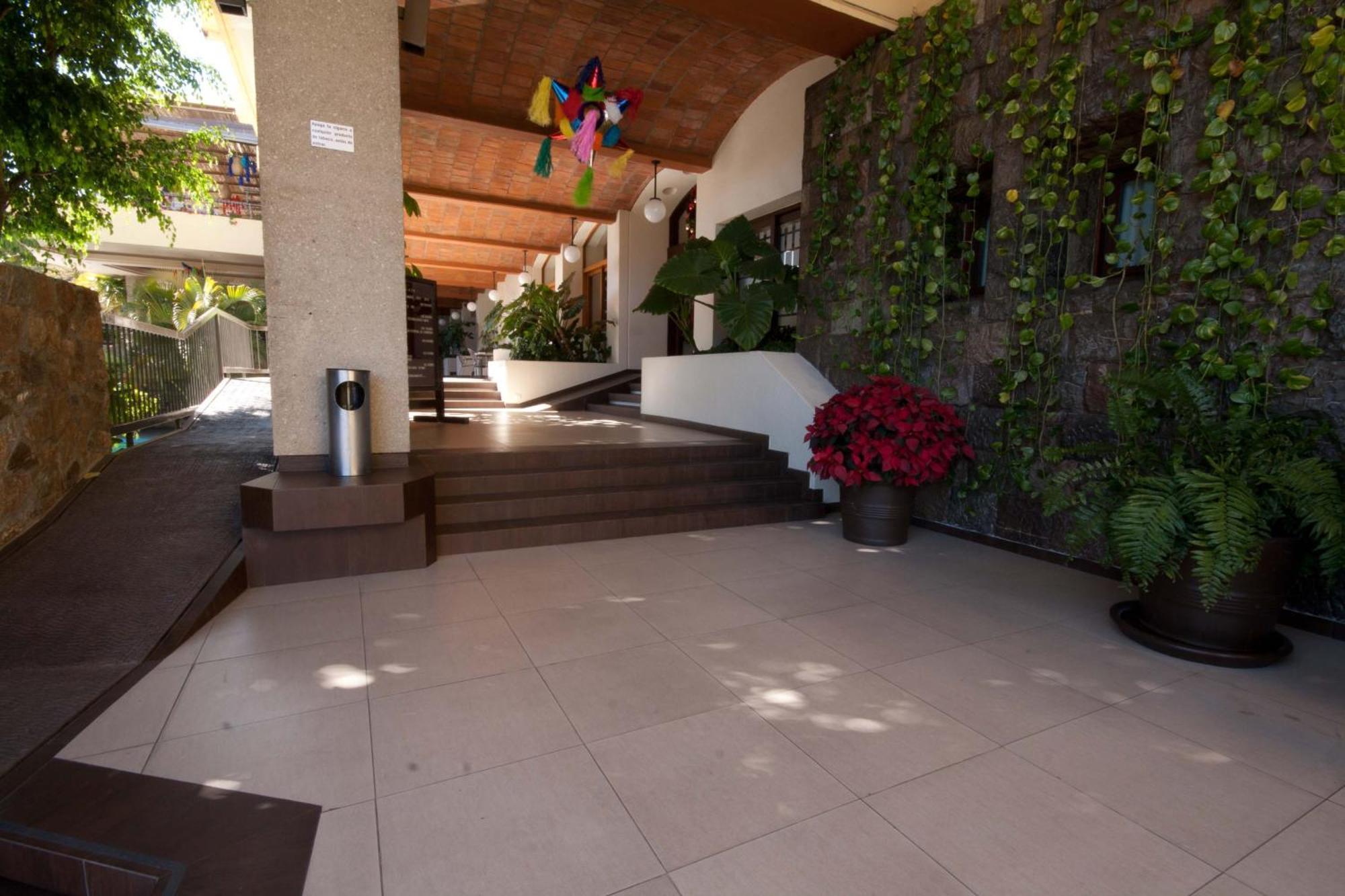 Hotel Fortin Plaza Oaxaca Экстерьер фото