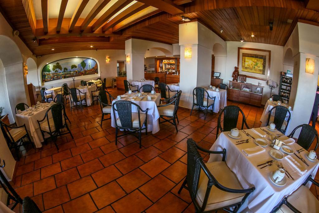 Hotel Fortin Plaza Oaxaca Экстерьер фото